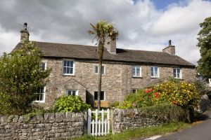 cowan bridge cottage sm.jpg